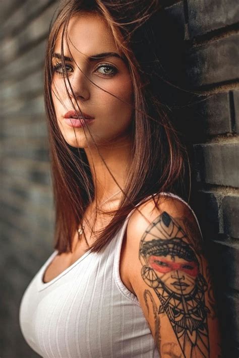 hot women with tattoos naked